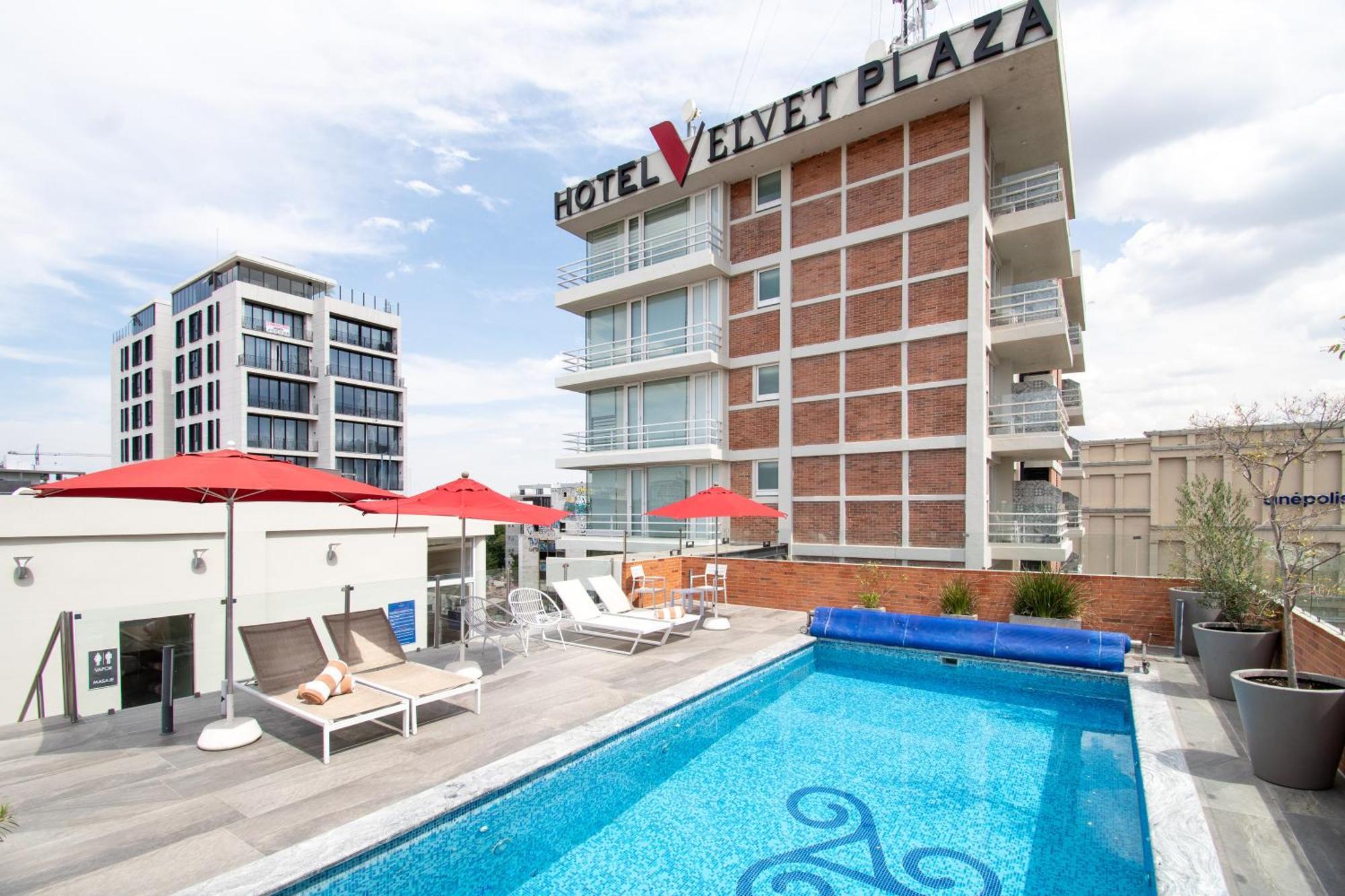 גואדלחארה Hotel Velvet Plaza מראה חיצוני תמונה
