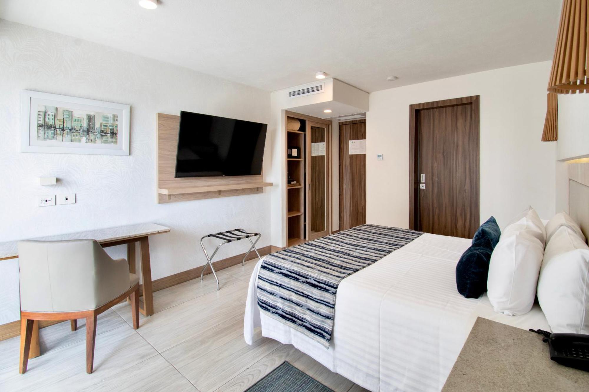 גואדלחארה Hotel Velvet Plaza מראה חיצוני תמונה