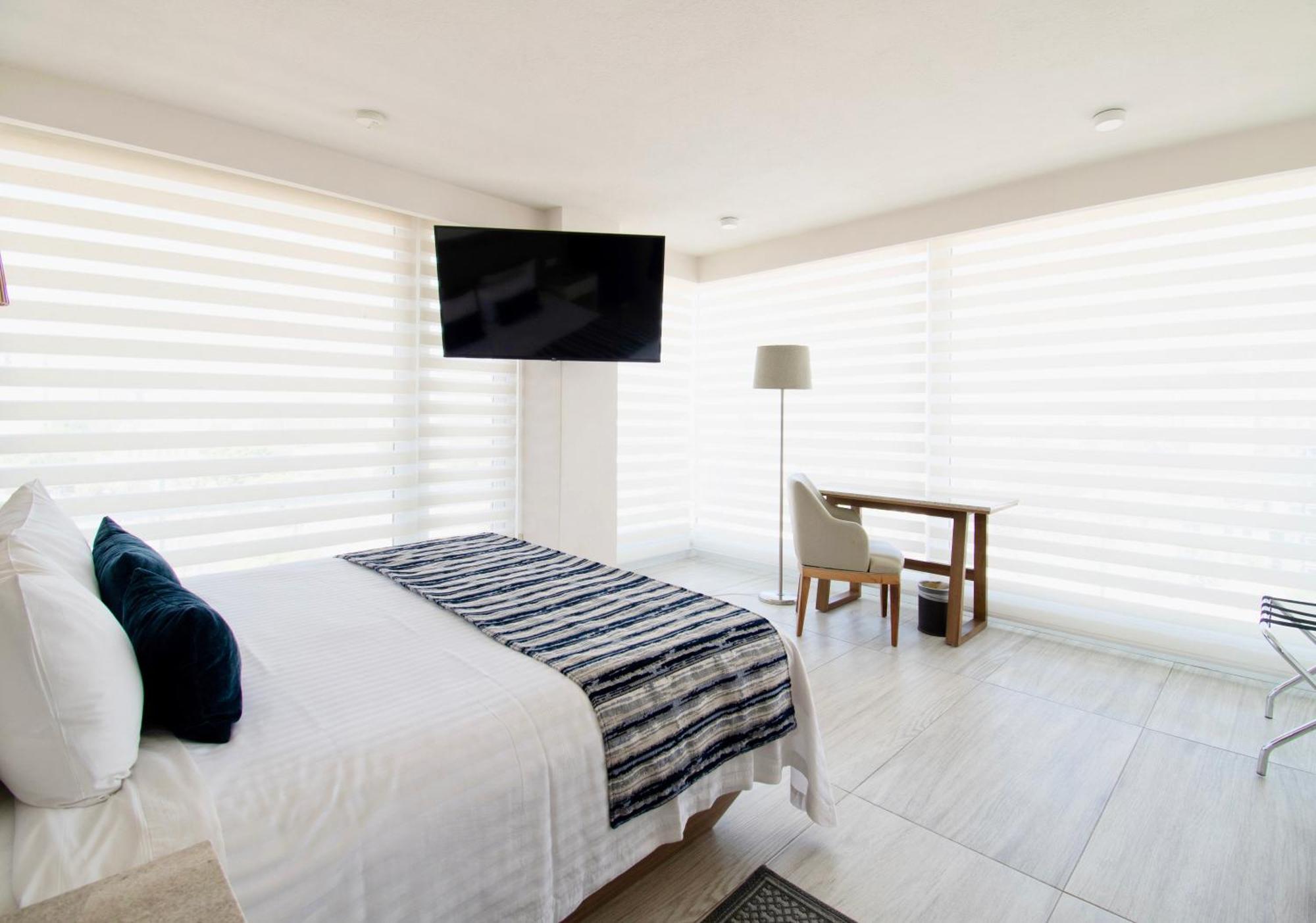 גואדלחארה Hotel Velvet Plaza מראה חיצוני תמונה