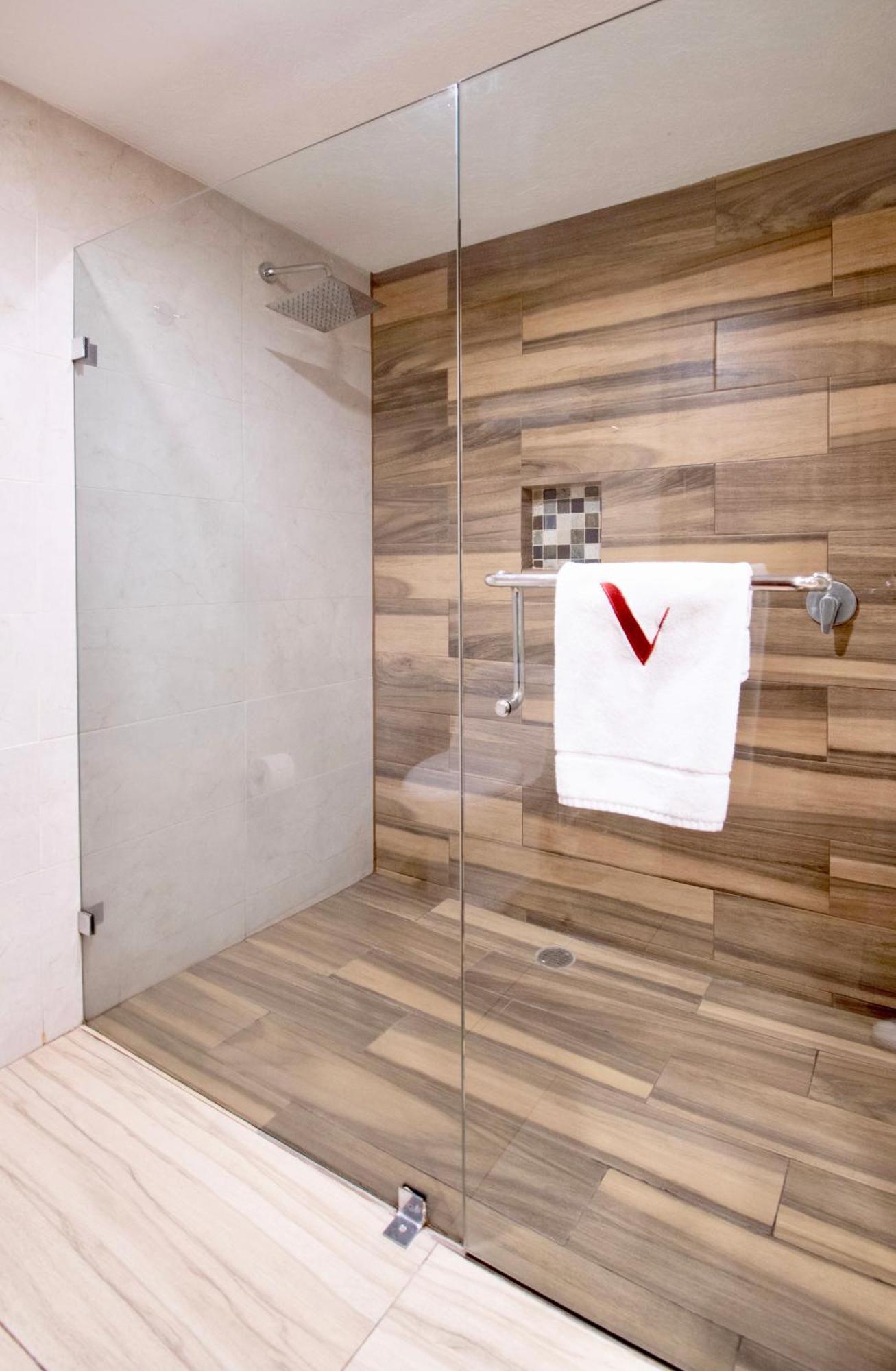 גואדלחארה Hotel Velvet Plaza מראה חיצוני תמונה
