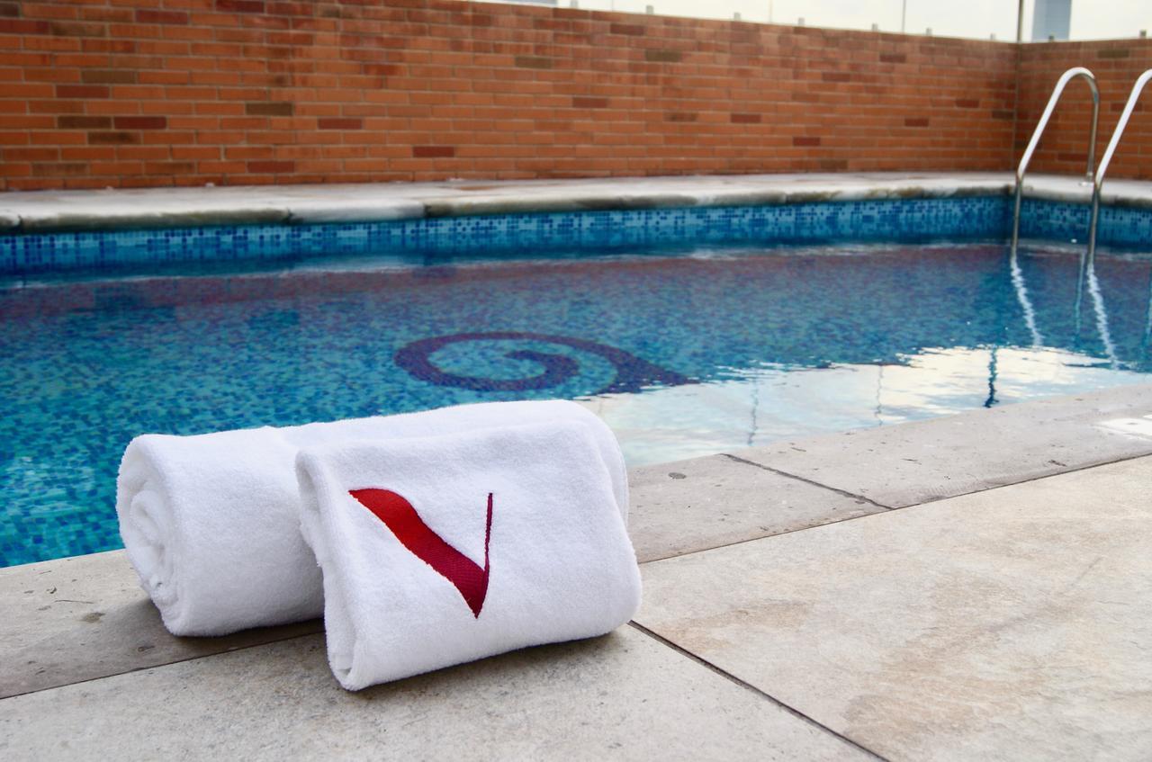 גואדלחארה Hotel Velvet Plaza מראה חיצוני תמונה